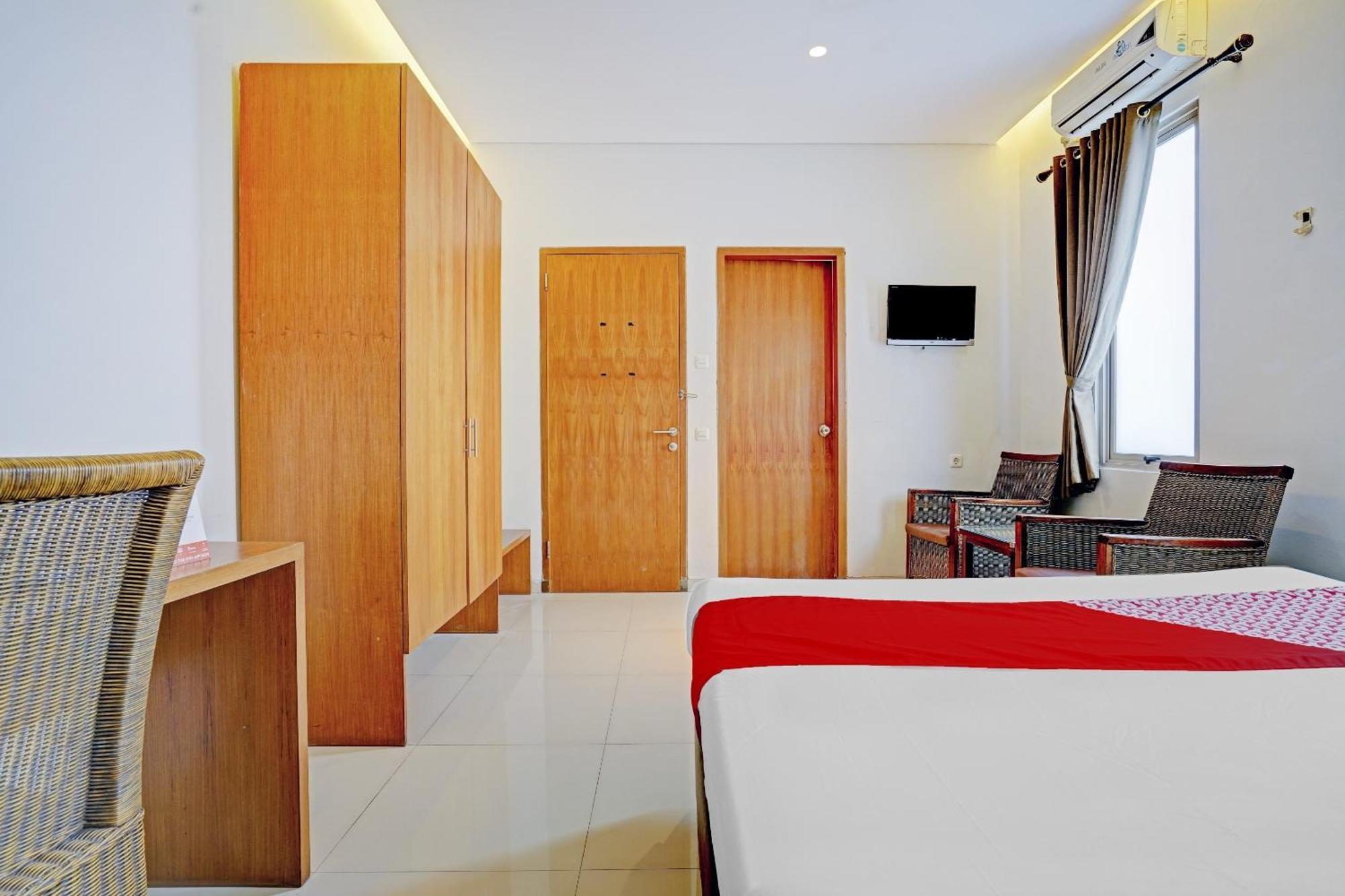 Collection O Riau Near Trans Studio Bandung Formerly Hotel Montameri Buitenkant foto